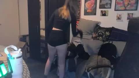 baseddutch online show from 10/19/25, 08:31