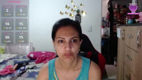 Snapshot of basmahernandez chatting on 09/24/25, 11:35 Besma online show from 09/24/25, 11:35