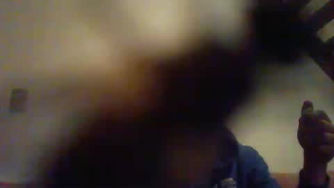 basteleus1 online show from 10/03/25, 09:01