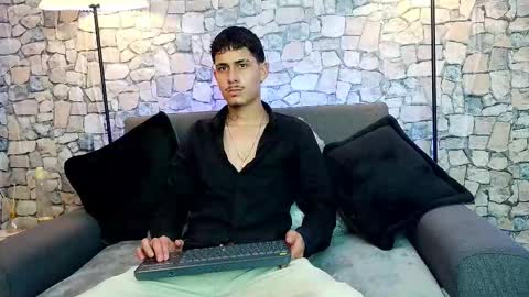 Bastian online show from 11/16/25, 03:56