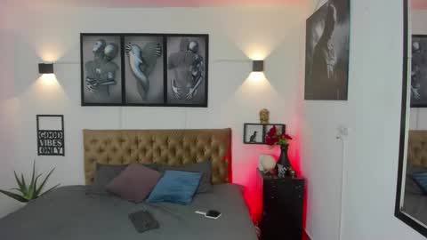 Snapshot of bastian_jones1 chatting on 11/22/25, 02:10 bastian_jones1 online show from 11/22/25, 02:10