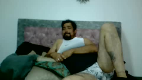 Snapshot of batery82 chatting on 03/09/25, 04:00 batery82 online show from 03/09/25, 04:00