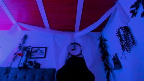    online show from 07/08/26, 10:25