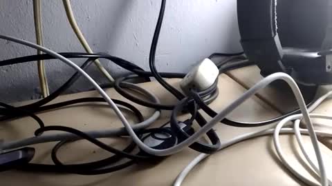 Snapshot of batibionhi chatting on 11/20/25, 06:29 batibionhi online show from 11/20/25, 06:29