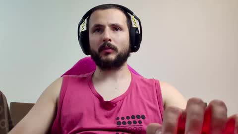 Snapshot of baxxline chatting on 10/31/25, 02:01 Baxxline online show from 10/31/25, 02:01