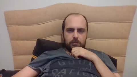 Snapshot of bayto chatting on 01/11/25, 06:12 bayto online show from 01/11/25, 06:12