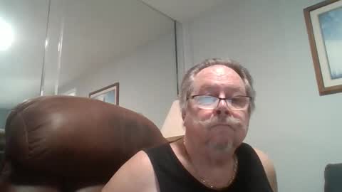 Single Grandpa in Florida. Love to C2C and have Fun Privately online show from 12/19/25, 04:58