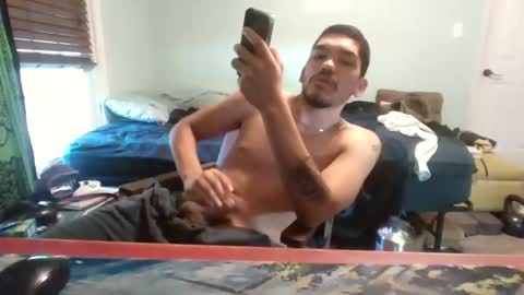 Snapshot of bbbbbro21 chatting on 12/14/25, 05:51 bbbbbro21 online show from 12/14/25, 05:51