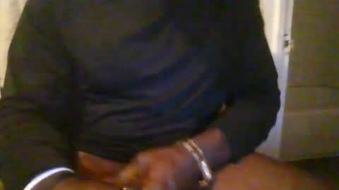 Papi Chulo online show from 12/17/25, 12:22