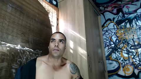 Snapshot of bbc_monster1 chatting on 09/16/25, 08:10 Justin online show from 09/16/25, 08:10