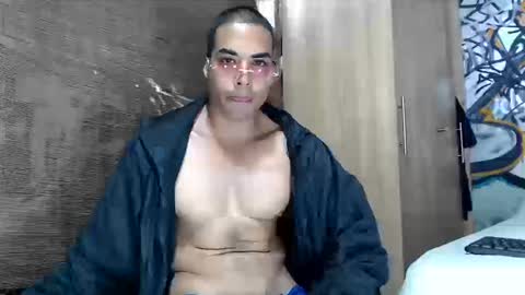 Snapshot of bbc_monster1 chatting on 09/23/25, 05:05 Justin online show from 09/23/25, 05:05