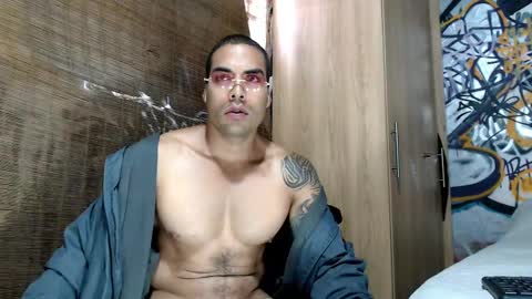 Snapshot of bbc_monster1 chatting on 10/02/25, 06:04 Justin online show from 10/02/25, 06:04