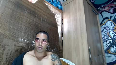 Snapshot of bbc_monster1 chatting on 10/14/25, 05:14 Justin online show from 10/14/25, 05:14