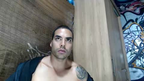 Snapshot of bbc_monster1 chatting on 10/16/25, 11:17 Justin online show from 10/16/25, 11:17