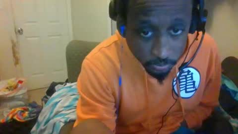 Snapshot of bbc_rocker chatting on 12/06/24, 06:17 rocker n queen online show from 12/06/24, 06:17