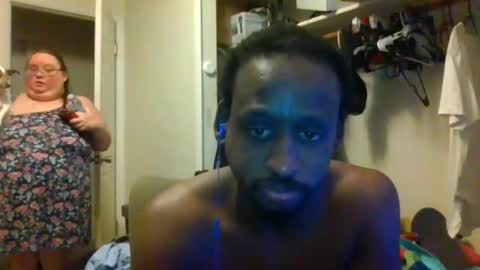 Snapshot of bbc_rocker chatting on 12/09/24, 04:23 rocker n queen online show from 12/09/24, 04:23