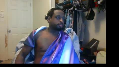 Snapshot of bbc_rocker chatting on 12/25/24, 07:45 rocker n queen online show from 12/25/24, 07:45