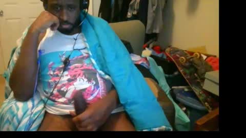 Snapshot of bbc_rocker chatting on 01/06/25, 07:13 rocker n queen online show from 01/06/25, 07:13