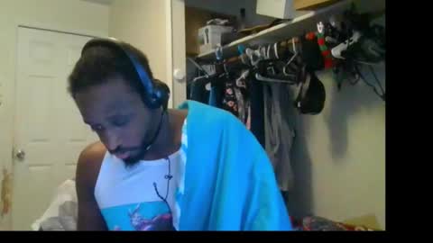 Snapshot of bbc_rocker chatting on 01/07/25, 06:24 rocker n queen online show from 01/07/25, 06:24