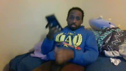 Snapshot of bbc_rocker chatting on 01/24/25, 09:37 rocker n queen online show from 01/24/25, 09:37