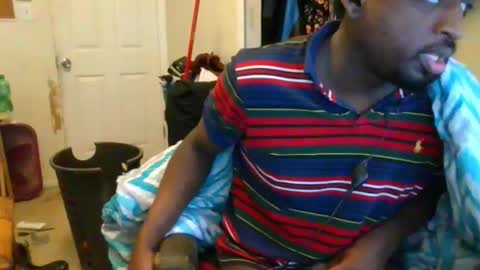 Snapshot of bbc_rocker chatting on 02/07/25, 04:14 rocker n queen online show from 02/07/25, 04:14