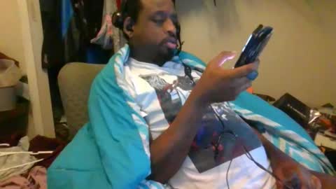 Snapshot of bbc_rocker chatting on 02/13/25, 09:17 rocker n queen online show from 02/13/25, 09:17