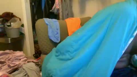 Snapshot of bbc_rocker chatting on 02/14/25, 04:52 rocker n queen online show from 02/14/25, 04:52