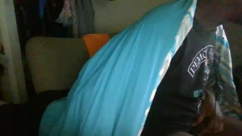 Snapshot of bbc_rocker chatting on 02/16/25, 03:38 rocker n queen online show from 02/16/25, 03:38