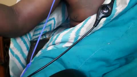 Snapshot of bbc_rocker chatting on 03/09/25, 05:39 rocker n queen online show from 03/09/25, 05:39