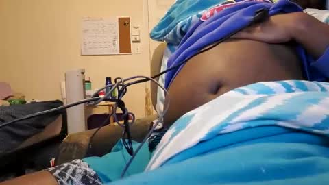 Snapshot of bbc_rocker chatting on 03/10/25, 02:05 rocker n queen online show from 03/10/25, 02:05