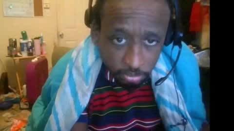 Snapshot of bbc_rocker chatting on 09/08/25, 06:07 rocker n queen online show from 09/08/25, 06:07