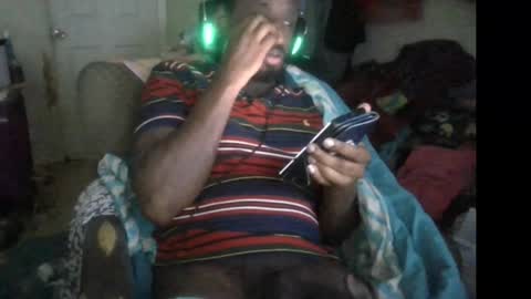 Snapshot of bbc_rocker chatting on 09/16/25, 02:51 rocker n queen online show from 09/16/25, 02:51