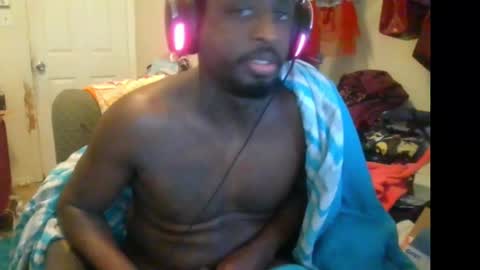 Snapshot of bbc_rocker chatting on 09/17/25, 07:37 rocker n queen online show from 09/17/25, 07:37