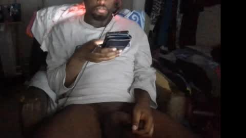 Snapshot of bbc_rocker chatting on 10/19/25, 11:44 rocker n queen online show from 10/19/25, 11:44