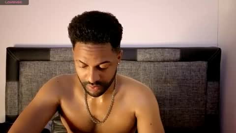 Snapshot of bbcblackhot33 chatting on 10/04/25, 03:26 john online show from 10/04/25, 03:26