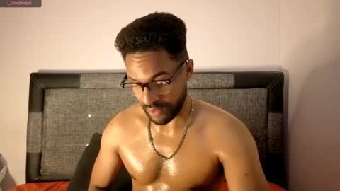 Snapshot of bbcblackhot33 chatting on 10/08/25, 05:16 john online show from 10/08/25, 05:16