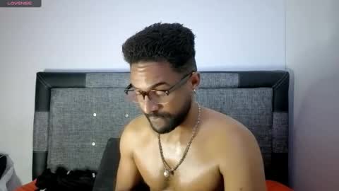 Snapshot of bbcblackhot33 chatting on 10/09/25, 04:21 john online show from 10/09/25, 04:21