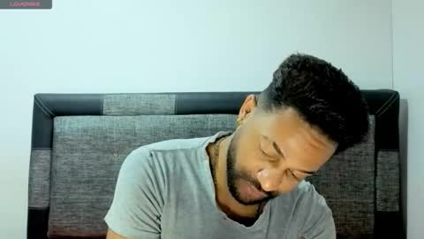 Snapshot of bbcblackhot33 chatting on 11/08/25, 04:12 john online show from 11/08/25, 04:12