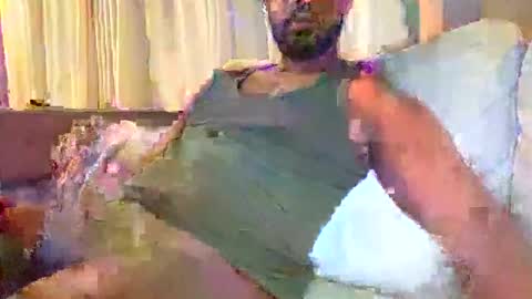 Snapshot of bbcdaevon8inch chatting on 11/04/25, 03:49 Daevon online show from 11/04/25, 03:49