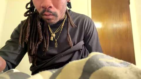 Snapshot of bbcrocstar chatting on 11/08/25, 06:24 bbcrocstar online show from 11/08/25, 06:24