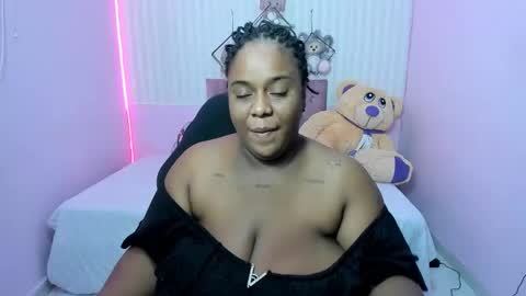 Charlote online show from 11/05/25, 12:16