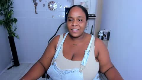 Charlote online show from 07/23/26, 12:14