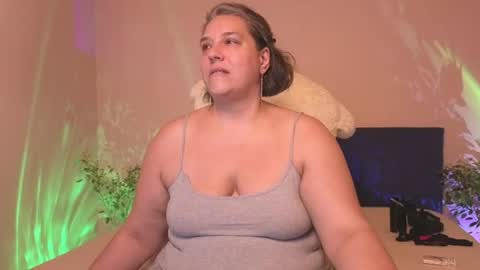 Love online show from 07/28/26, 07:39