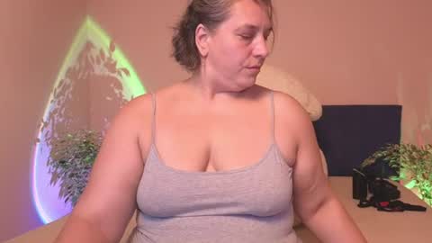 Love online show from 07/28/26, 11:26
