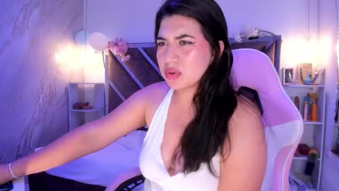 Cloe  online show from 10/11/25, 04:01