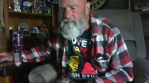 Snapshot of bbwlvr16 chatting on 10/01/25, 09:32 bbwlvr16 online show from 10/01/25, 09:32