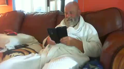 Snapshot of bbwlvr16 chatting on 10/10/25, 11:26 bbwlvr16 online show from 10/10/25, 11:26