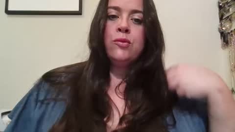 Snapshot of bbwsophiecooks chatting on 02/22/26, 02:59 Sophie BBW online show from 02/22/26, 02:59