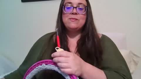 Snapshot of bbwsophiecooks chatting on 04/19/26, 04:28 Sophie BBW online show from 04/19/26, 04:28