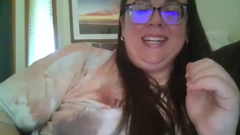 Snapshot of bbwsophiecooks chatting on 06/07/26, 02:10 Sophie BBW online show from 06/07/26, 02:10